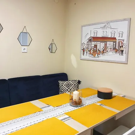 Appartement Bastyavar Csaladi Apartmanhaz - *