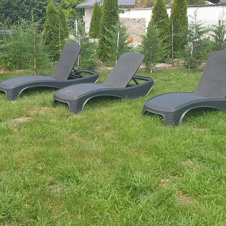 Bastyavar Csaladi Apartmanhaz -