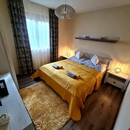Bastyavar Csaladi Apartmanhaz - * Gyula