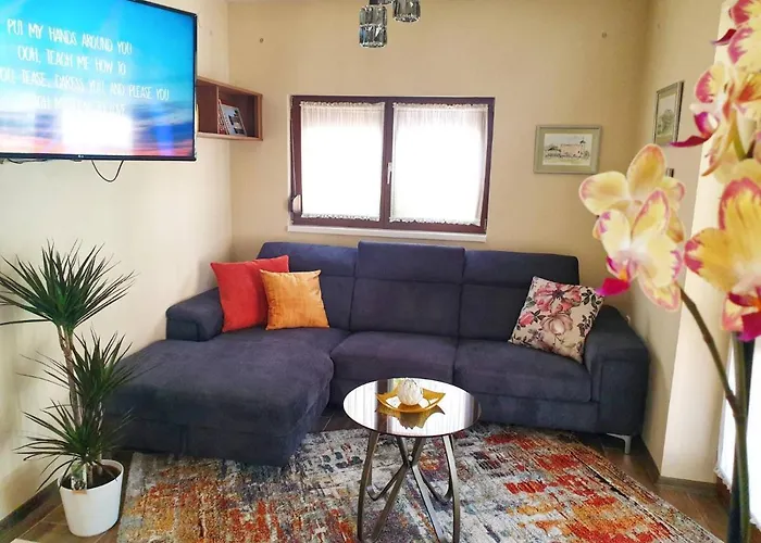 Bastyavar Csaladi Apartmanhaz - * Gyula